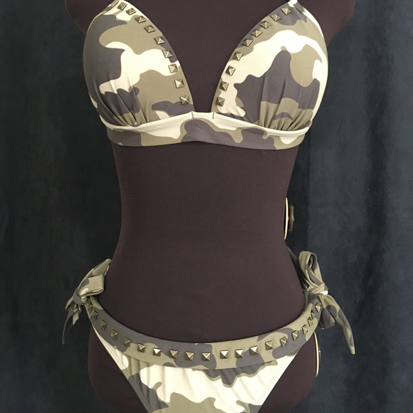 venus camo bikini